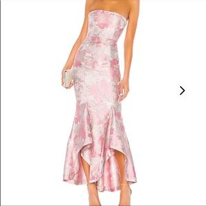 ISO of this urgonia lovers and friends dress XXS, XS OR SMALL!!!